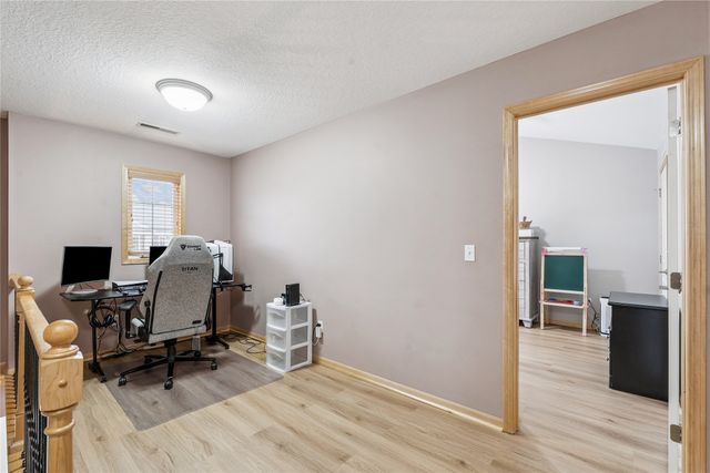 2151 3rd Avenue SW, Altoona, IA 50009