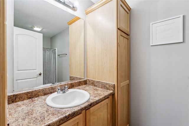 2151 3rd Avenue SW, Altoona, IA 50009