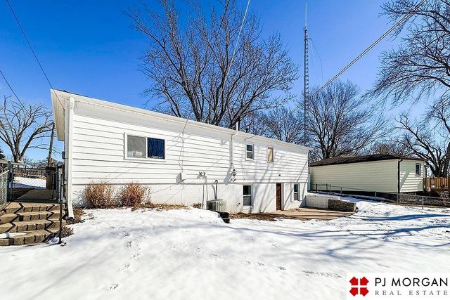 7514 Chandler Hills Drive, Omaha, NE 68147