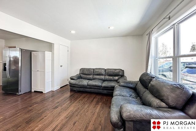 7514 Chandler Hills Drive, Omaha, NE 68147