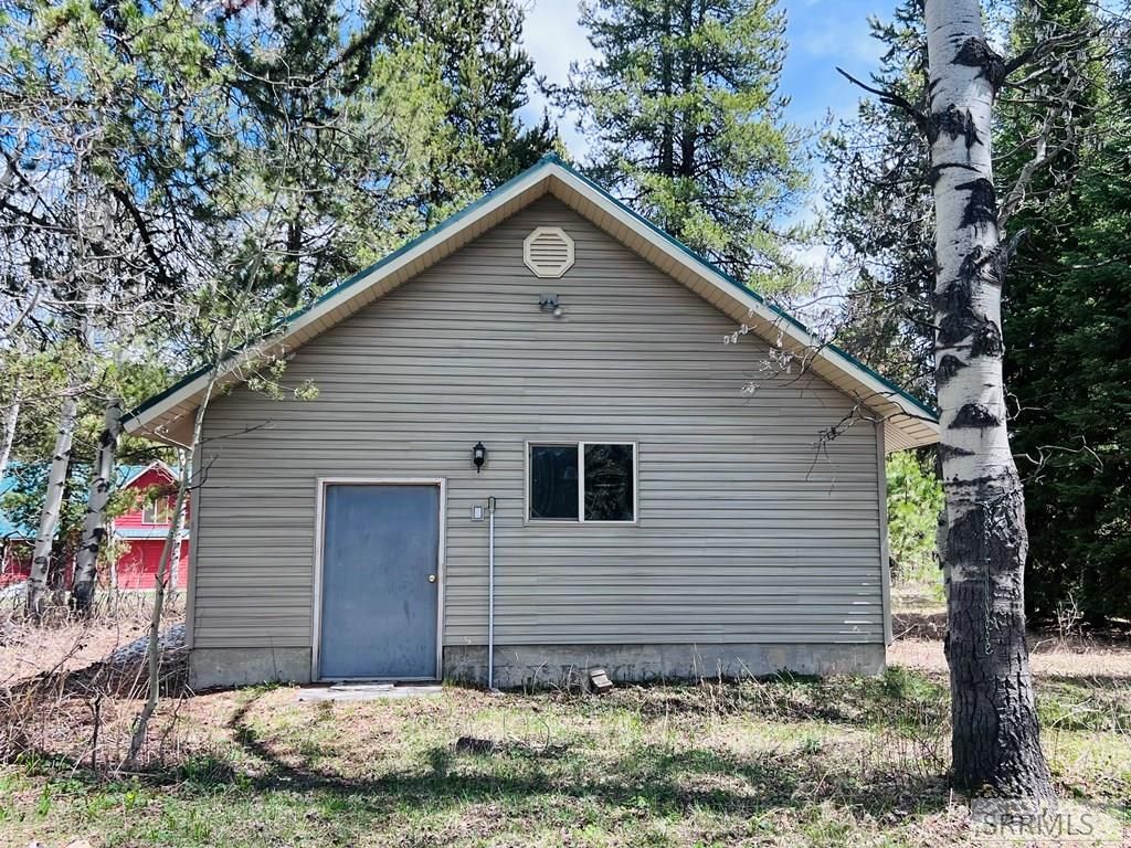 Image 13 of property listing at 4780 Fir Street, Island Park, ID 83429