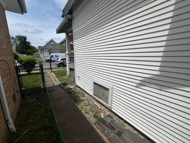 10505 S Wentworth Avenue, Chicago, IL 60628