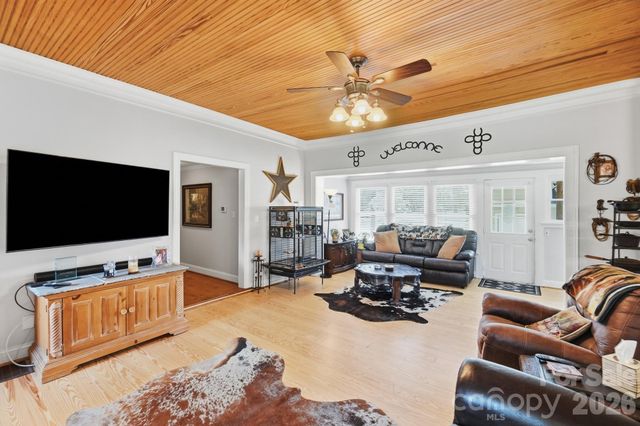 176 Meek Road, Gastonia, NC 28056