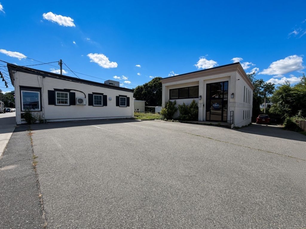 745 East Squantum St., Quincy, MA 02171