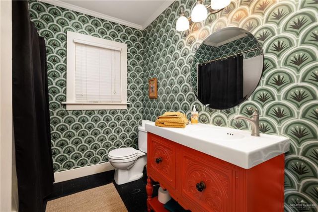 619 S Missouri Avenue, Weslaco, TX 78596