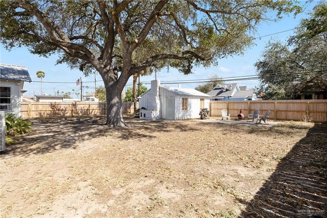 619 S Missouri Avenue, Weslaco, TX 78596