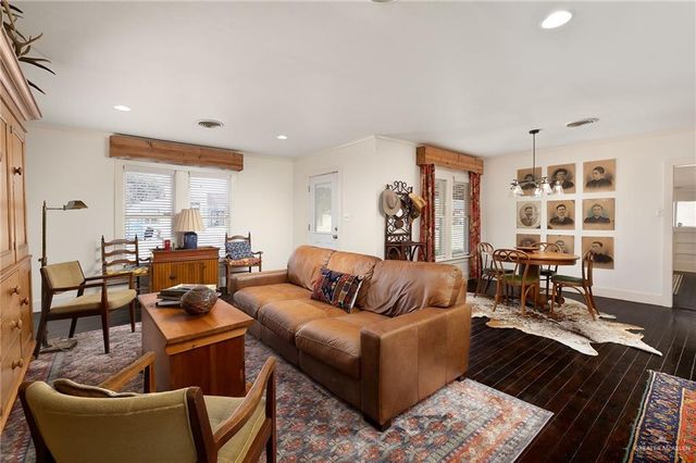 619 S Missouri Avenue, Weslaco, TX 78596