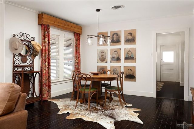 619 S Missouri Avenue, Weslaco, TX 78596