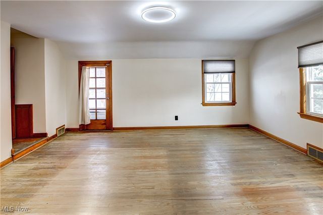 20825 Fairmount Boulevard Boulevard, Shaker Heights, OH 44118