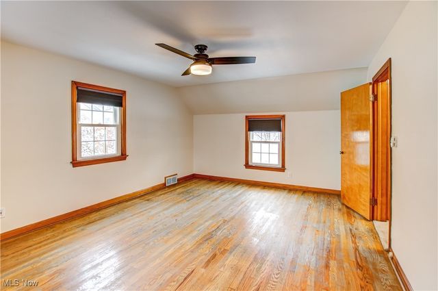 20825 Fairmount Boulevard Boulevard, Shaker Heights, OH 44118