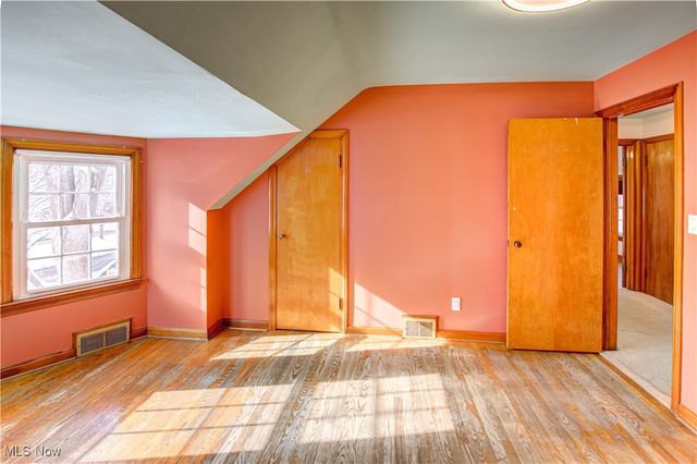 20825 Fairmount Boulevard Boulevard, Shaker Heights, OH 44118