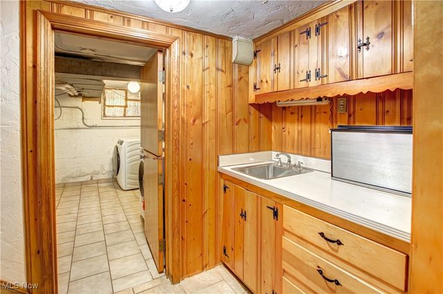 20825 Fairmount Boulevard Boulevard, Shaker Heights, OH 44118