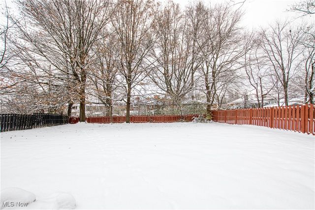 20825 Fairmount Boulevard Boulevard, Shaker Heights, OH 44118