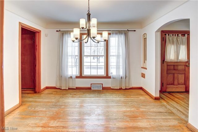 20825 Fairmount Boulevard Boulevard, Shaker Heights, OH 44118