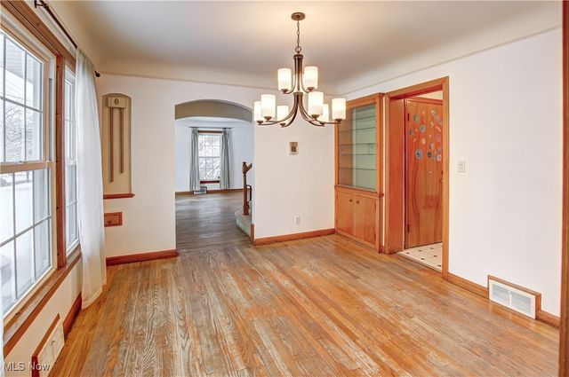 20825 Fairmount Boulevard Boulevard, Shaker Heights, OH 44118