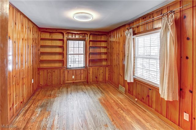 20825 Fairmount Boulevard Boulevard, Shaker Heights, OH 44118