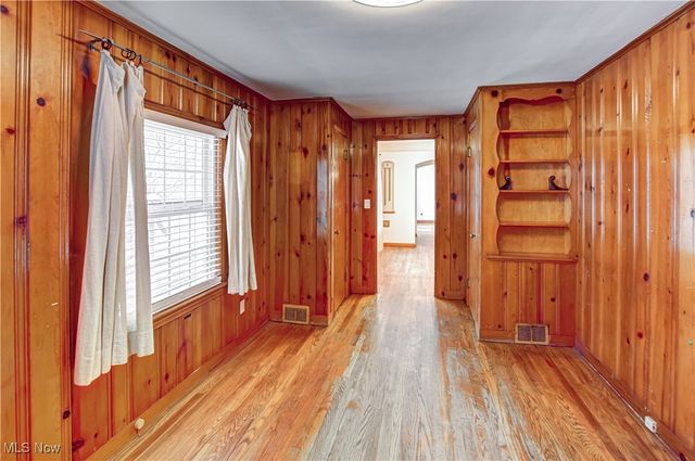 20825 Fairmount Boulevard Boulevard, Shaker Heights, OH 44118