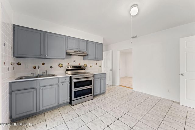 4721 BEDFORD Road, Jacksonville, FL 32207