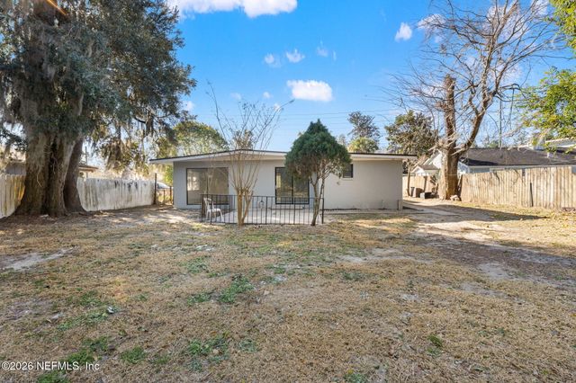 4721 BEDFORD Road, Jacksonville, FL 32207