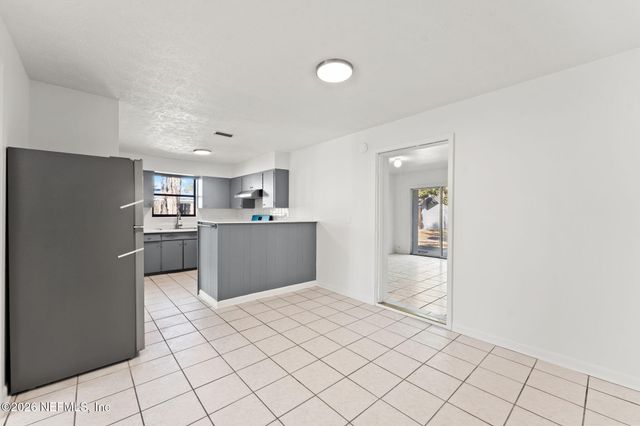 4721 BEDFORD Road, Jacksonville, FL 32207