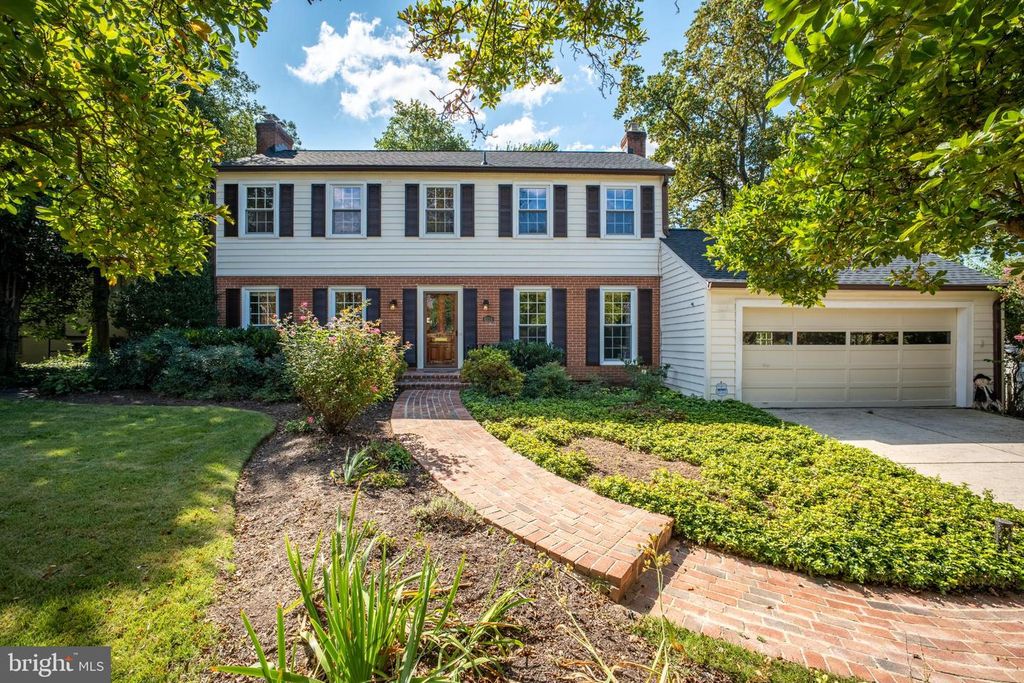 6224 GOODVIEW ST, Bethesda, MD 20817