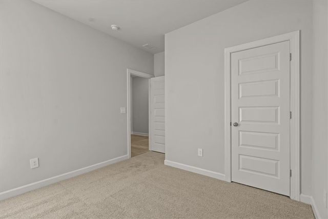 585 Cozy Bluff Road, Spartanburg, SC 29301