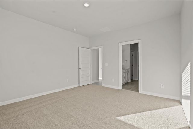 585 Cozy Bluff Road, Spartanburg, SC 29301