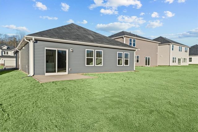 585 Cozy Bluff Road, Spartanburg, SC 29301