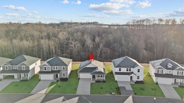 585 Cozy Bluff Road, Spartanburg, SC 29301