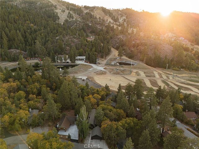 1412 Rockspray Drive, Big Bear Lake, CA 92315