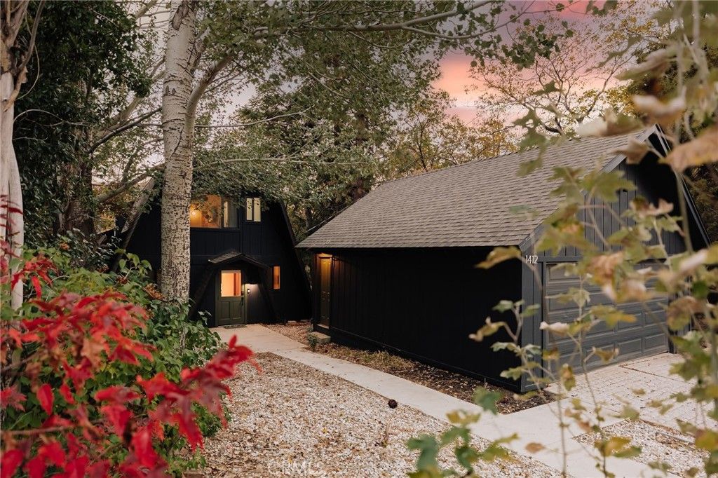 1412 Rockspray Drive, Big Bear Lake, CA 92315