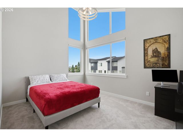 17100 Sw ALBATROSS Ln, Beaverton, OR 97007