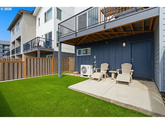 17100 Sw ALBATROSS Ln, Beaverton, OR 97007