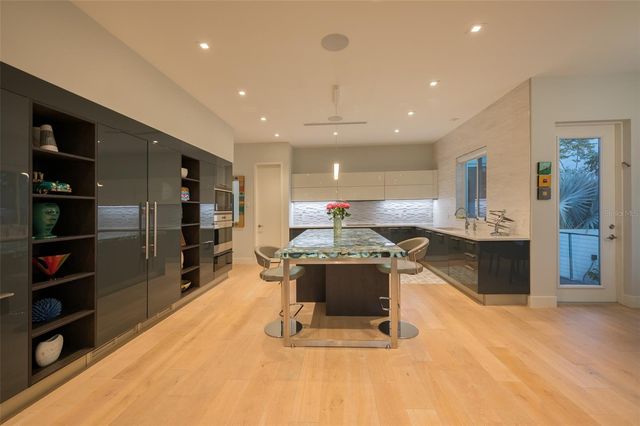 222 MORNINGSIDE DRIVE, Sarasota, FL 34236