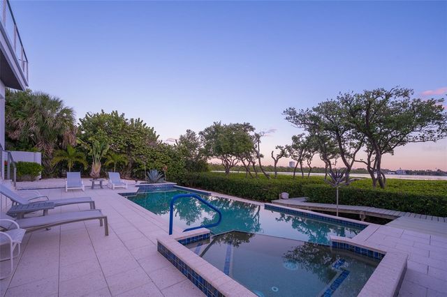 222 MORNINGSIDE DRIVE, Sarasota, FL 34236