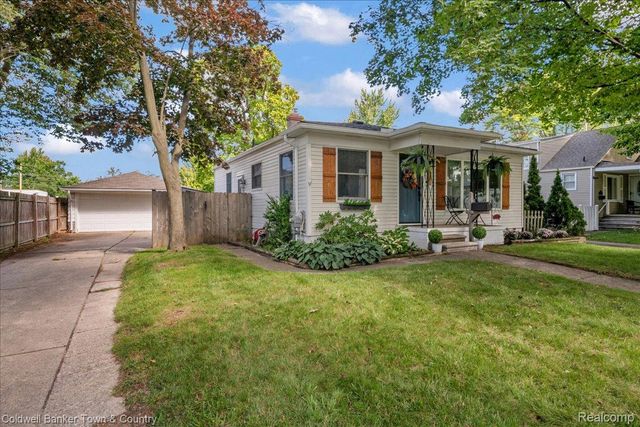 573 Parkland Boulevard, Clawson, MI 48017
