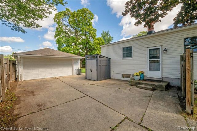 573 Parkland Boulevard, Clawson, MI 48017