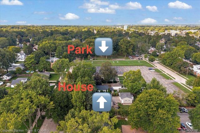 573 Parkland Boulevard, Clawson, MI 48017