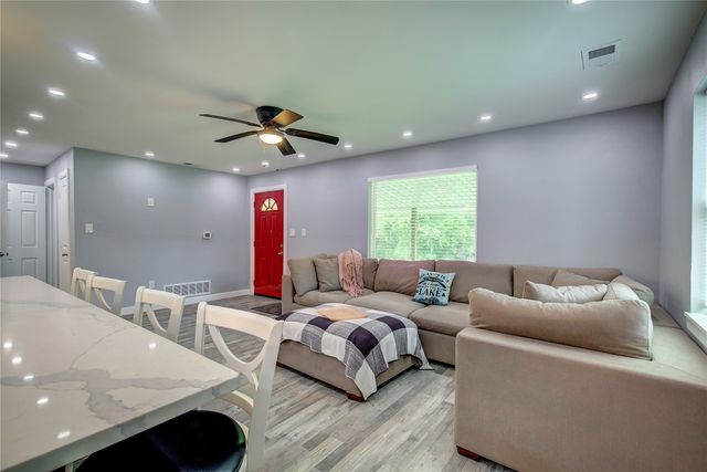 10065 Comanche, Quinlan, TX 75474