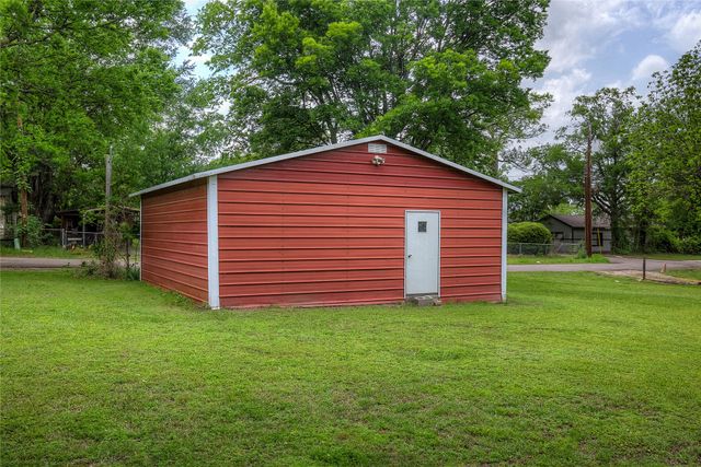 10065 Comanche, Quinlan, TX 75474