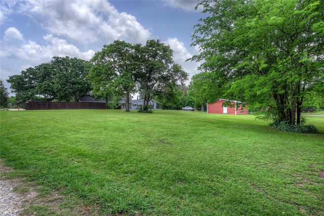 10065 Comanche, Quinlan, TX 75474