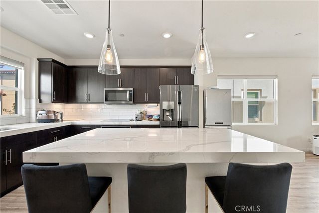 318 S Quadrilateral, Anaheim, CA 92802