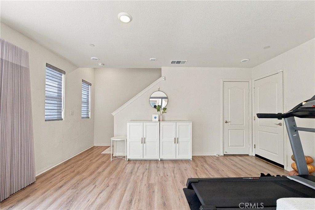 318 S Quadrilateral, Anaheim, CA 92802 — photo 4