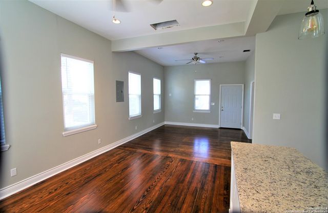 114 OLEANDER ST, San Antonio, TX 78208