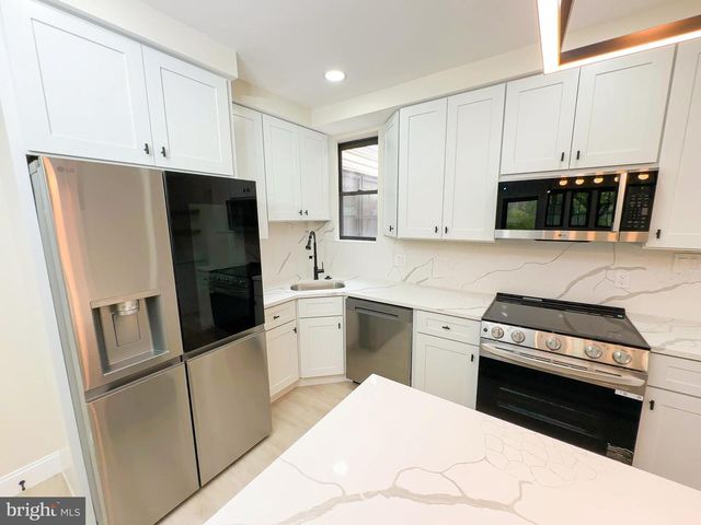 5903 4TH ST NW, Washington, DC 20011