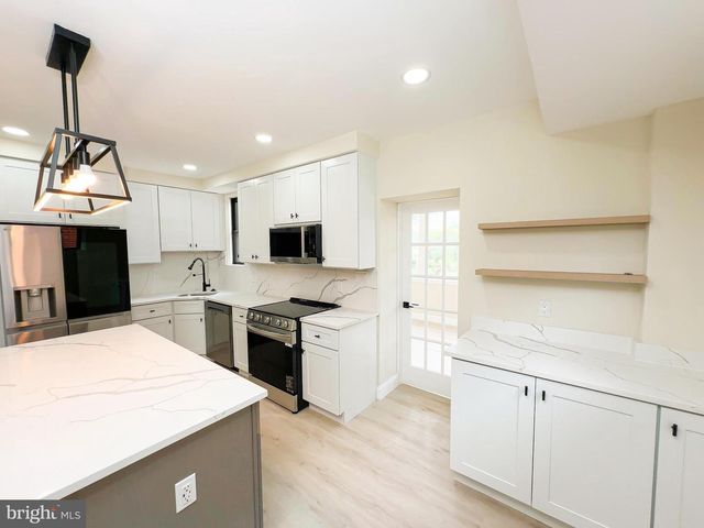 5903 4TH ST NW, Washington, DC 20011