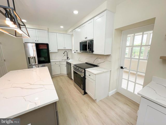 5903 4TH ST NW, Washington, DC 20011