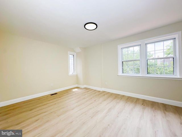 5903 4TH ST NW, Washington, DC 20011