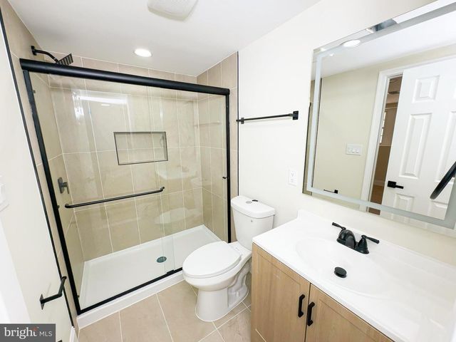 5903 4TH ST NW, Washington, DC 20011