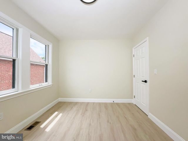 5903 4TH ST NW, Washington, DC 20011
